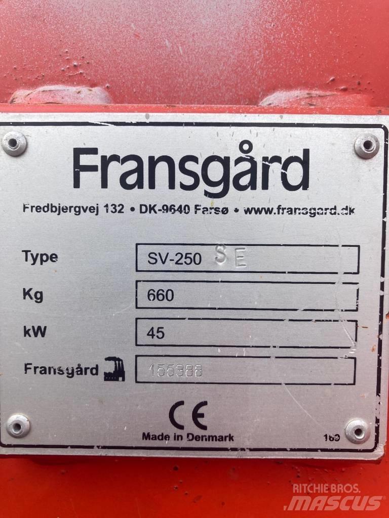 Fransgård SV-2500 Rastrilladoras y rastrilladoras giratorias