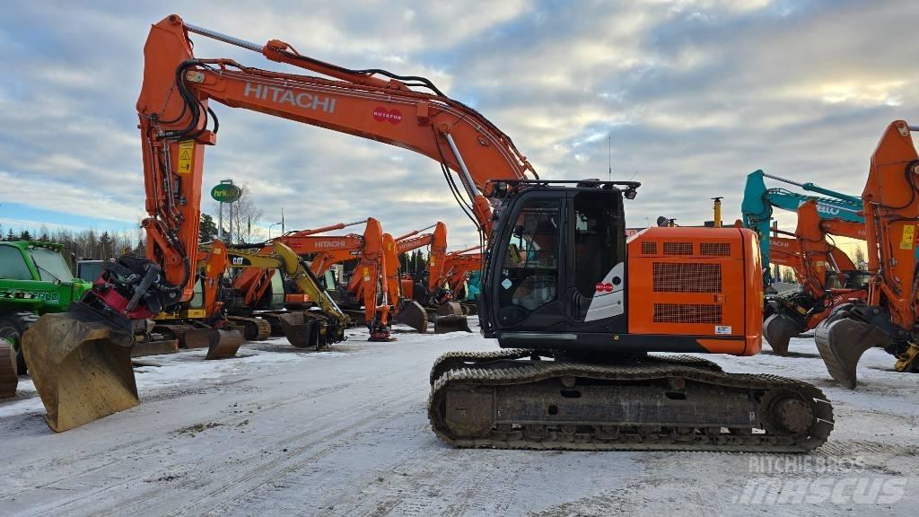 Hitachi ZX225USRLC-6 Excavadoras sobre orugas