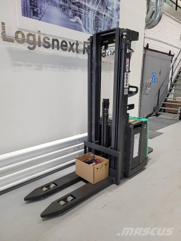 Mitsubishi SBV 16 P Apiladoras eléctricos