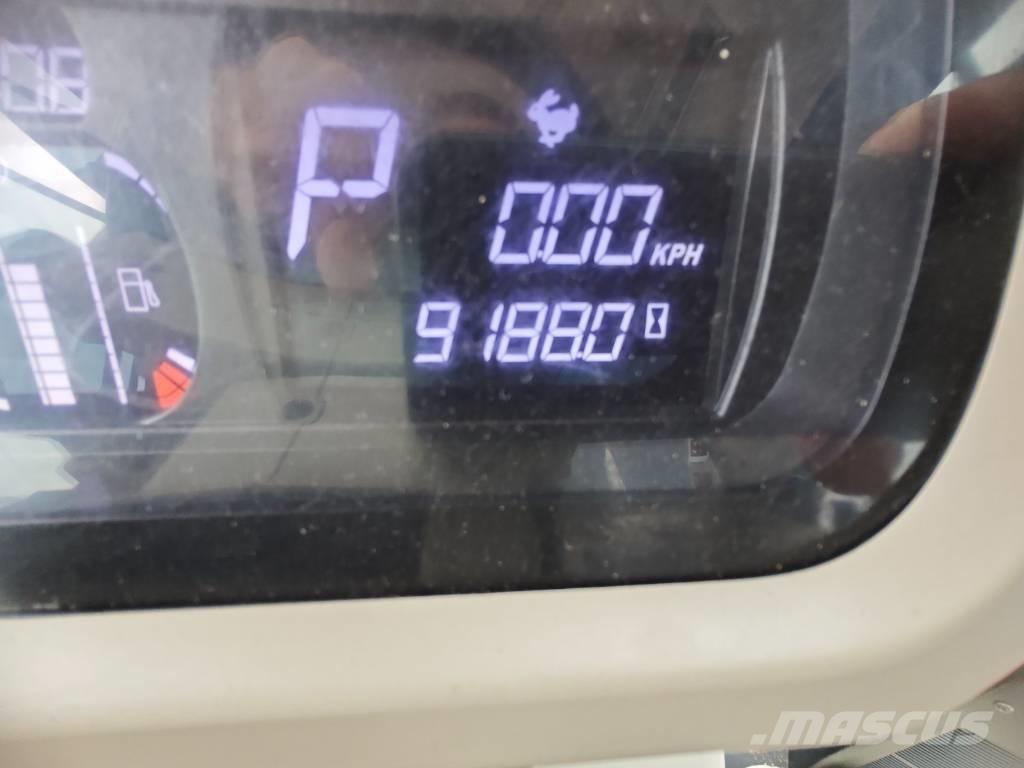 Massey Ferguson 8735 Tractores