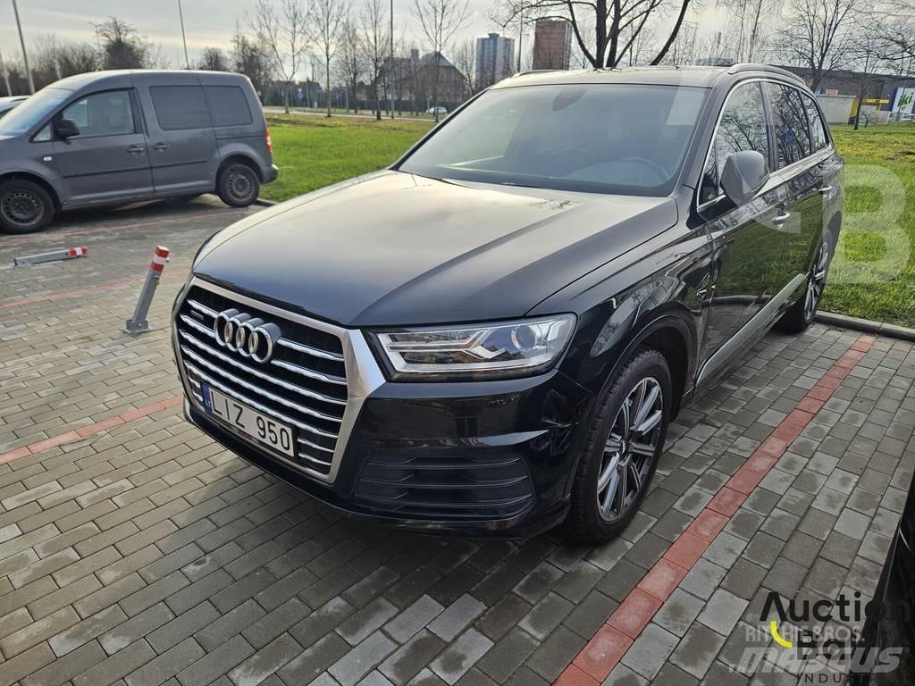 Audi Q7 Carros