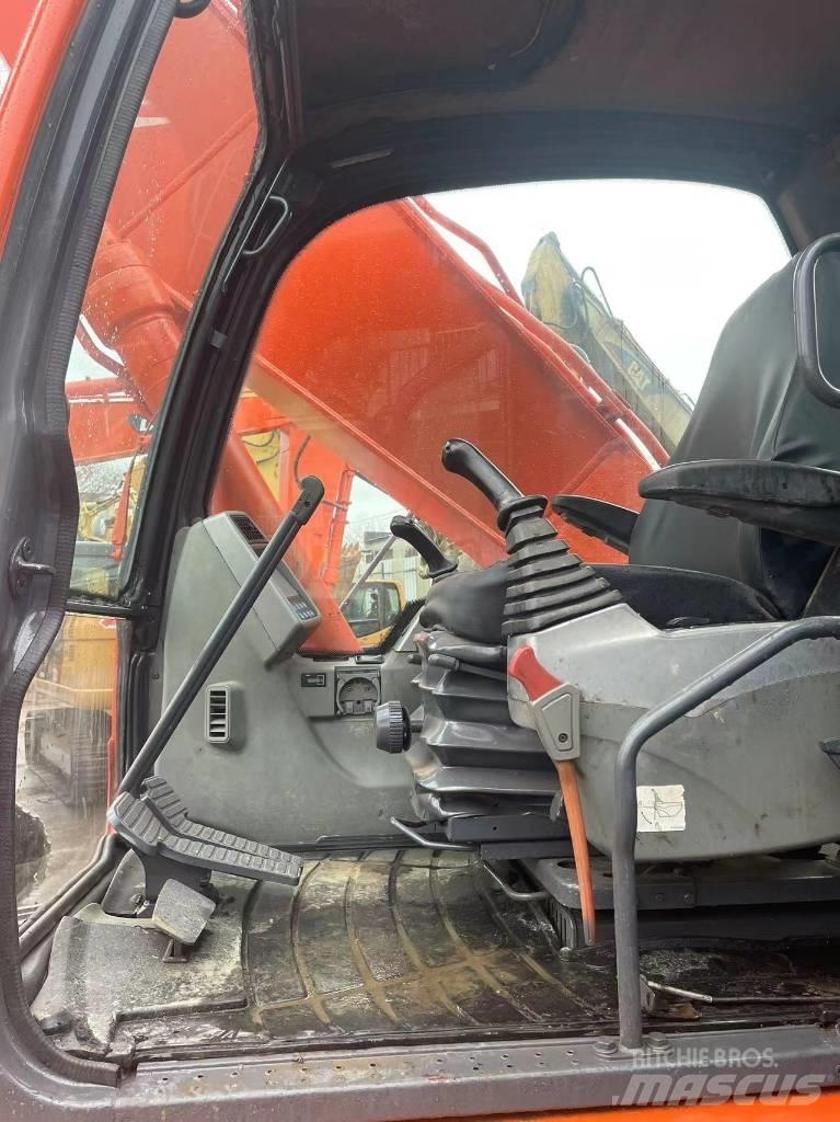 Doosan DX 225 Excavadoras sobre orugas