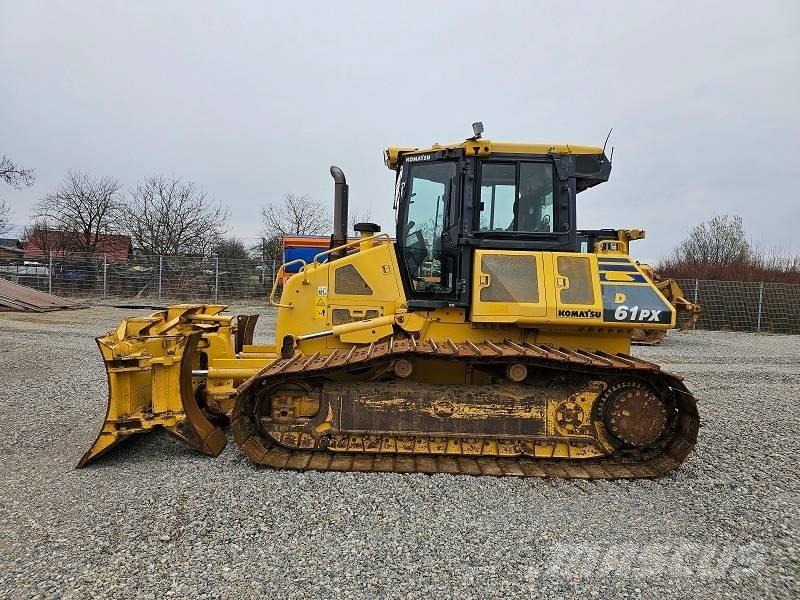 Komatsu D 61 PX-23 Buldozer sobre oruga