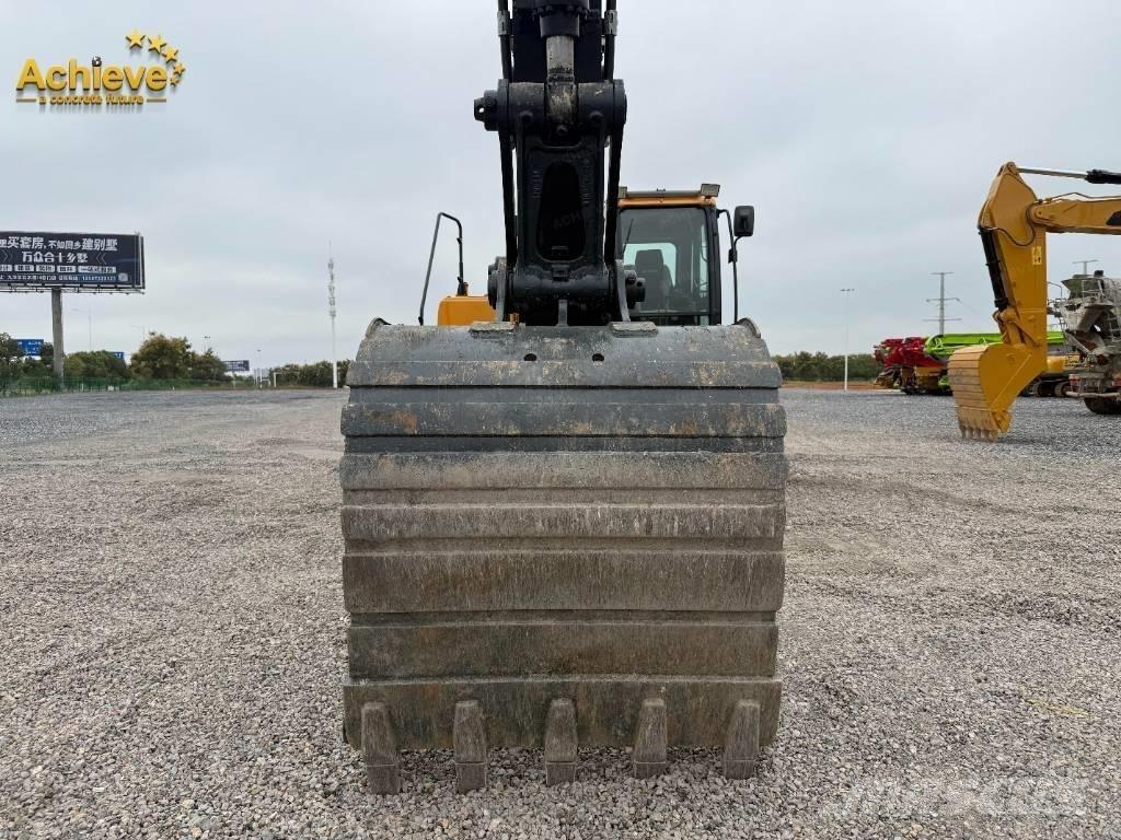 Hyundai 220LC-9S Excavadoras sobre orugas