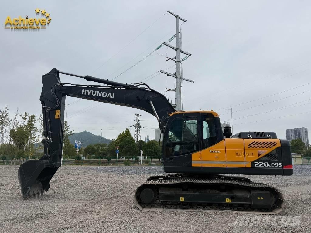 Hyundai 220LC-9S Excavadoras sobre orugas