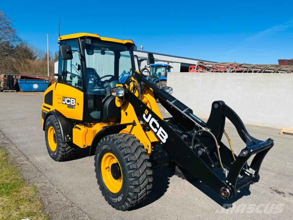 JCB 407 Cargadoras multifunción