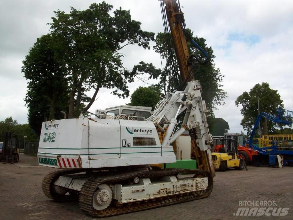 Liebherr R 942 Máquinas de pilotes