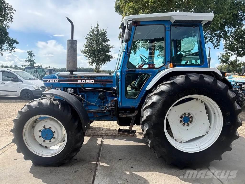 Ford 7810 Tractores