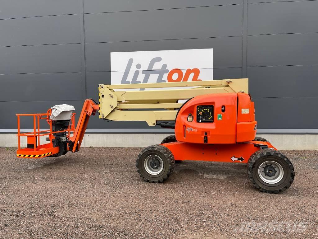 JLG 450 AJ Bomlift Plataformas con brazo de elevación manual