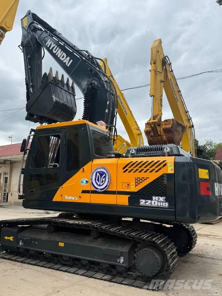 Hyundai HX220HD Excavadoras sobre orugas