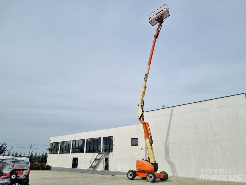 JLG 600AJ    G27 Plataformas con brazo de elevación manual