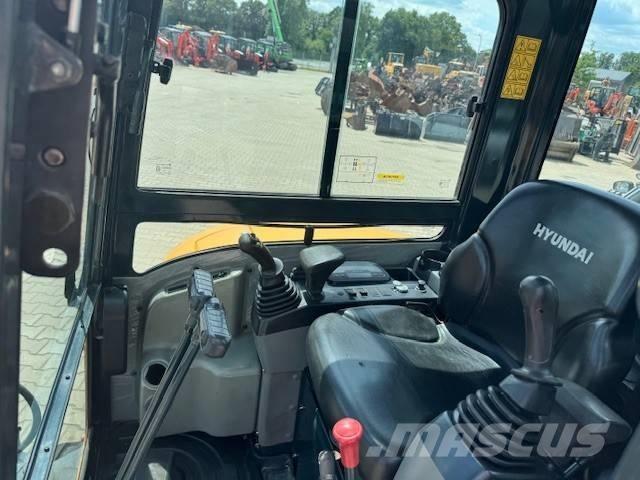 Hyundai R25Z-9 AK Miniexcavadoras