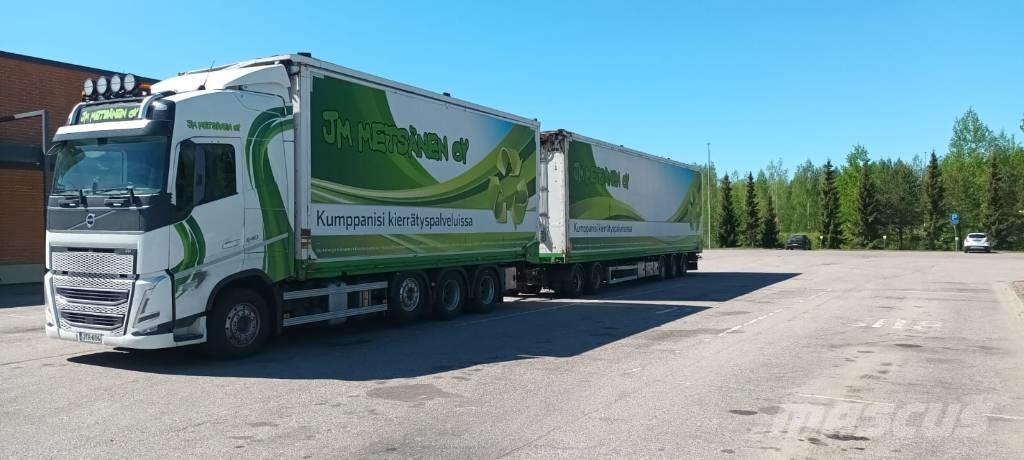 Volvo FH 13 Camiones de volteo para virutas de madera