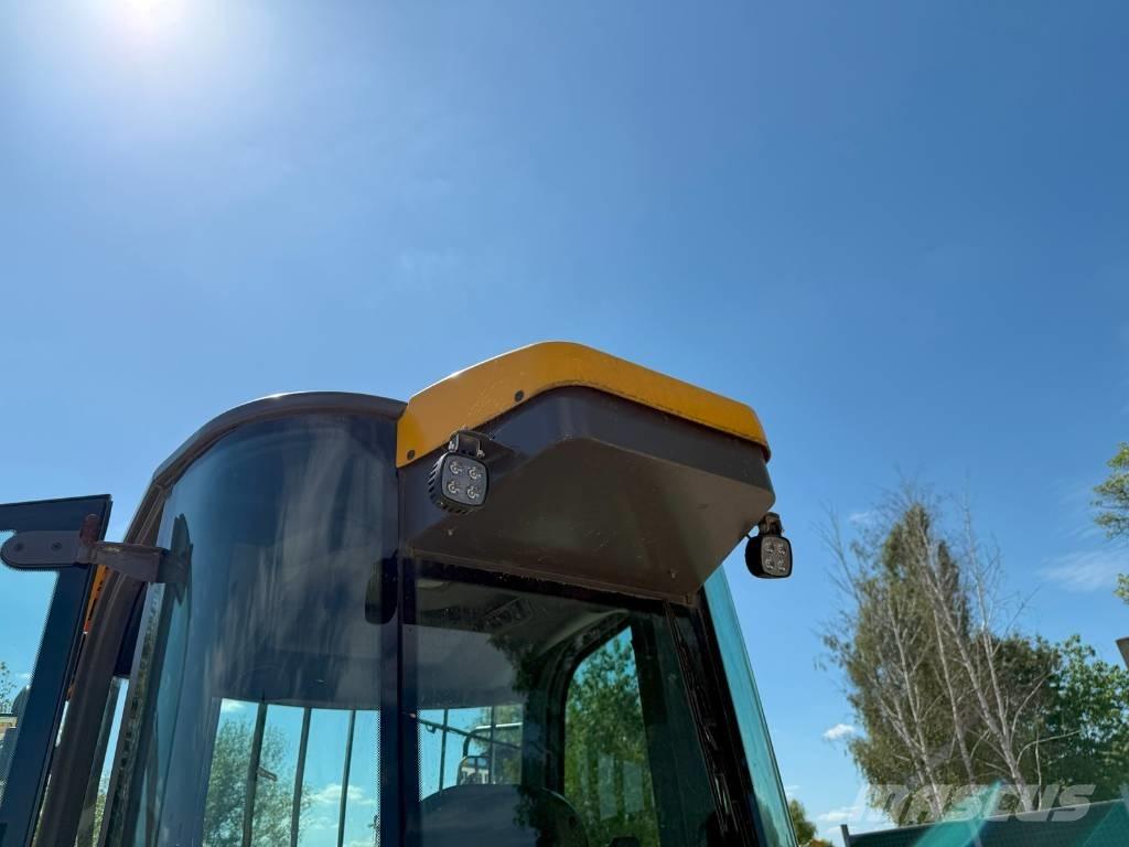 Mecalac 6 SMDX Vehículos compactos de volteo