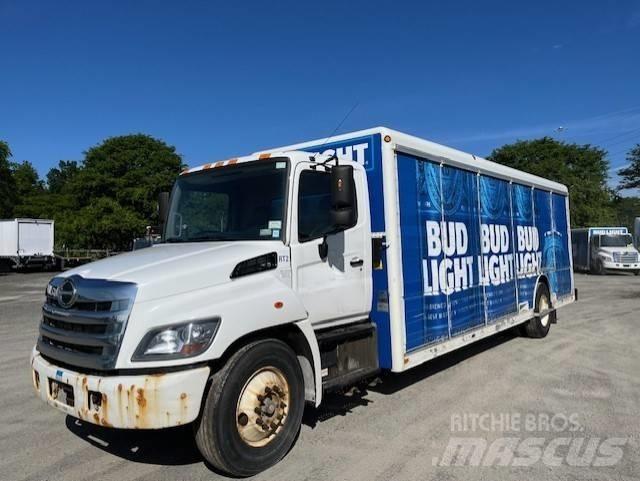 Hino 338 Camiones de reparto de bebidas