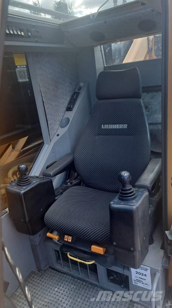 Liebherr LTM 1060-2 Grúas todo terreno