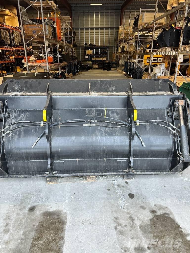 JCB 4i1 - Volvo skifte Cucharones