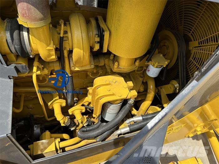 Shantui SD 32 Buldozer sobre oruga