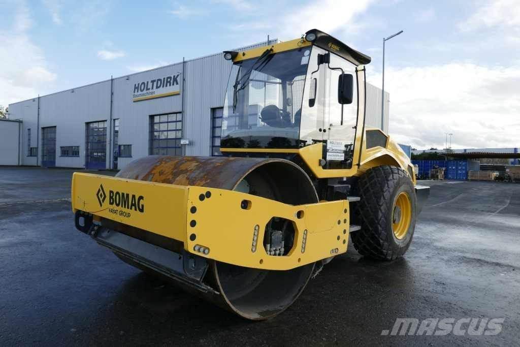 Bomag BW 213 D-5 Compactadoras de suelo