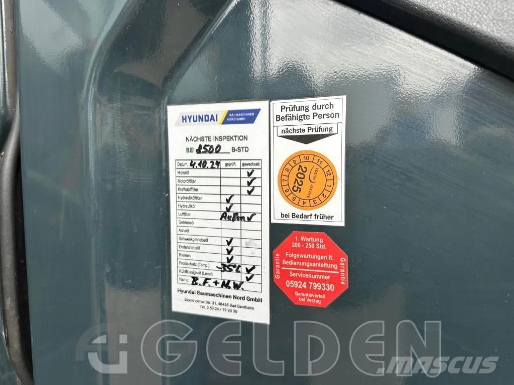 Hyundai HX220L Excavadoras sobre orugas