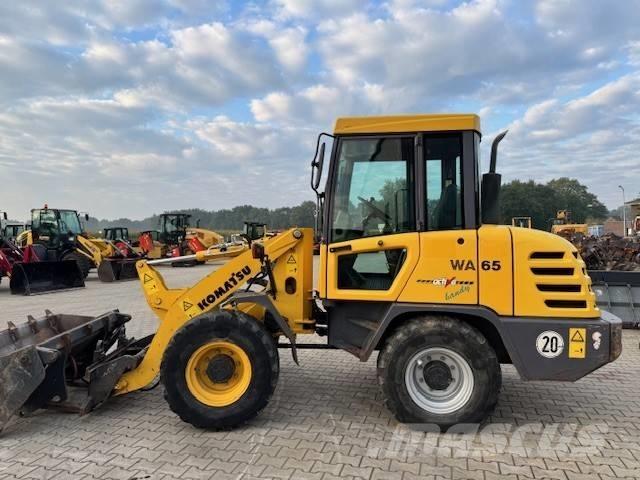 Komatsu WA 65-3 Cargadoras sobre ruedas