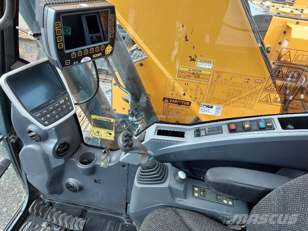 Hyundai HX 235 LCRD Excavadoras sobre orugas