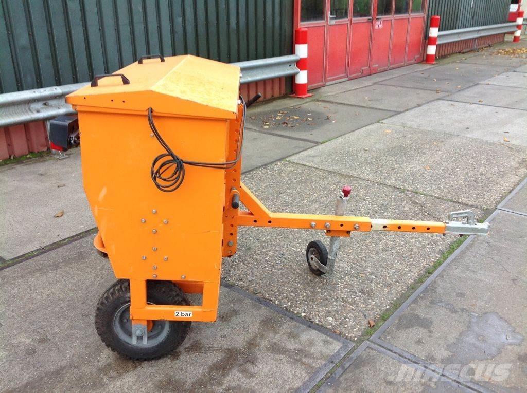 Jongerius Cumbie Esparcidoras de arena y sal