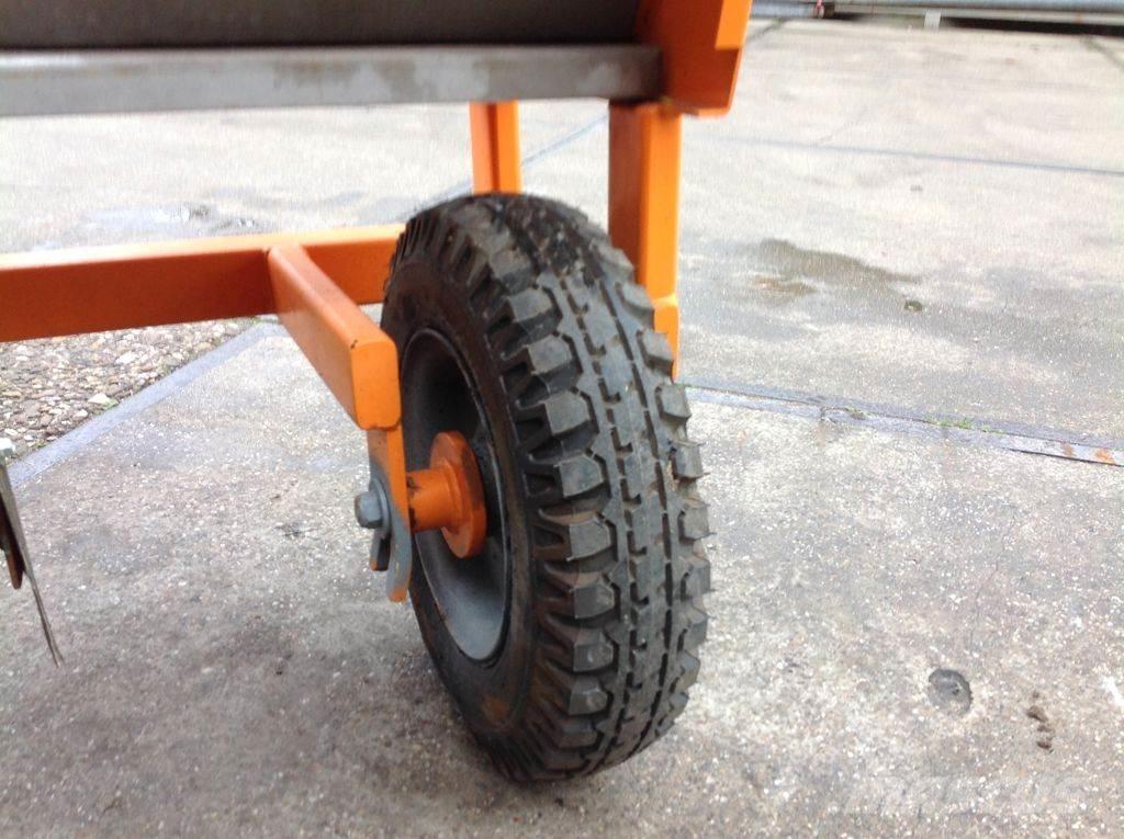 Jongerius Cumbie Esparcidoras de arena y sal