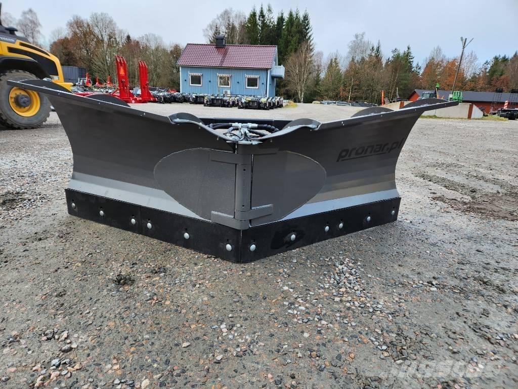 Pronar PUV 3000 M Hojas y cuñas quitanieves