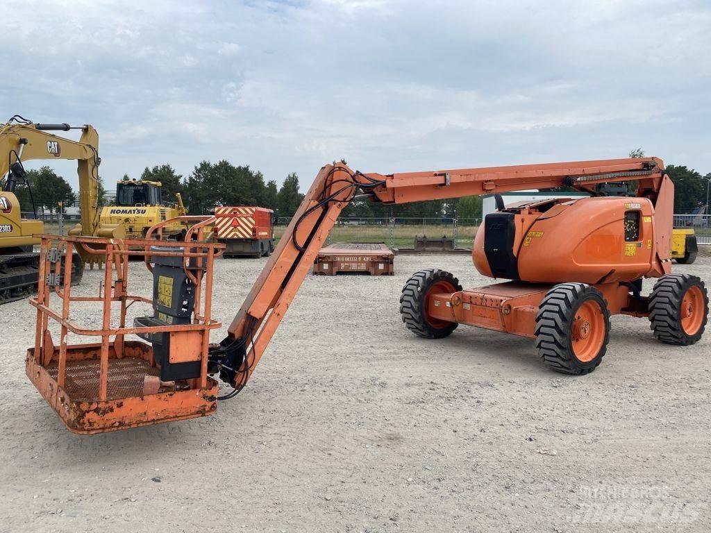 JLG 600AJ Plataformas con brazo de elevación telescópico