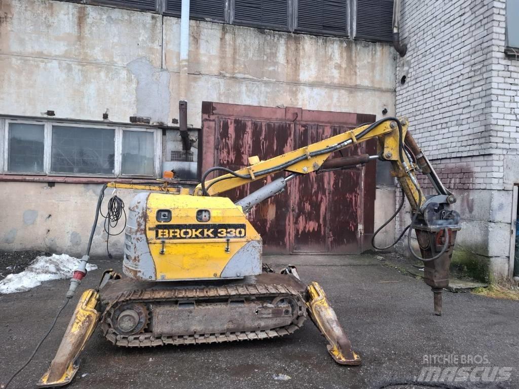 Brokk 330 Excavadoras de demolición