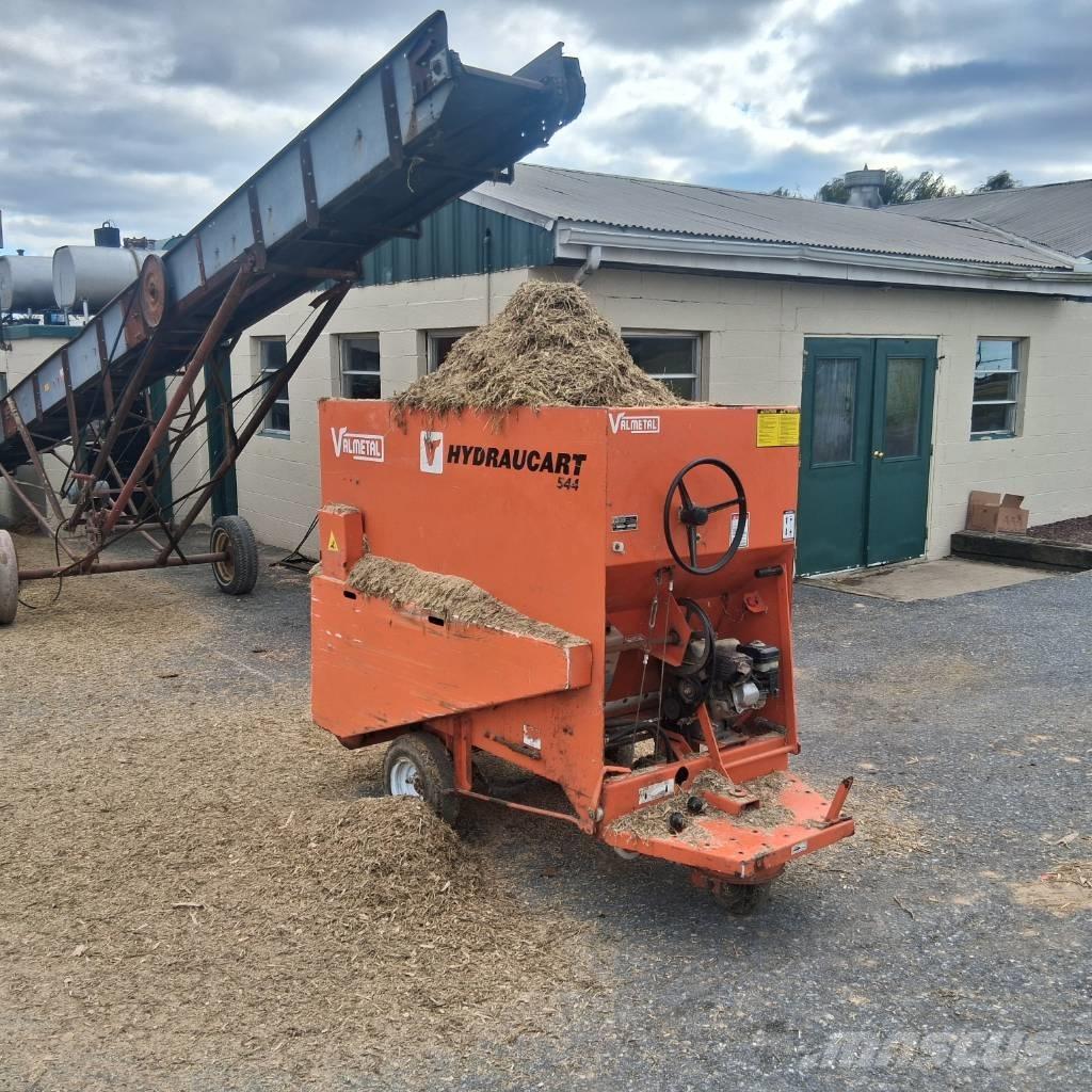 Valmetal 544 Otros equipos y accesorios para ganadería