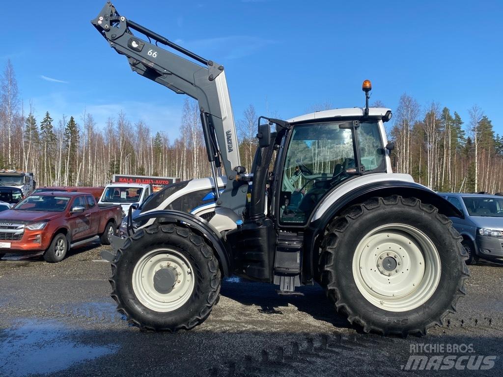 Valtra T 174 Tractores