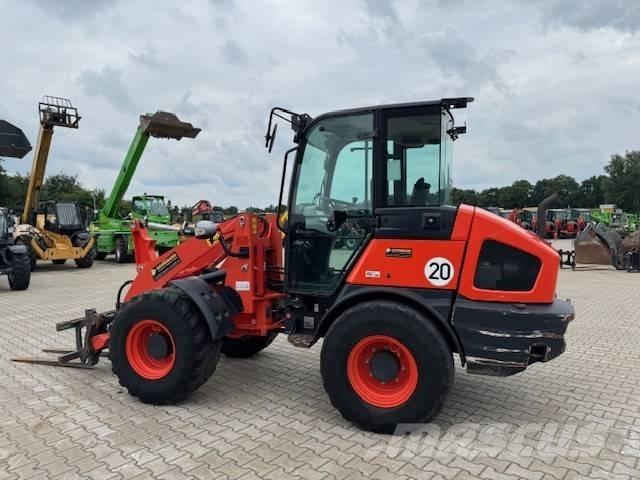 Kubota R 090 Cargadoras sobre ruedas