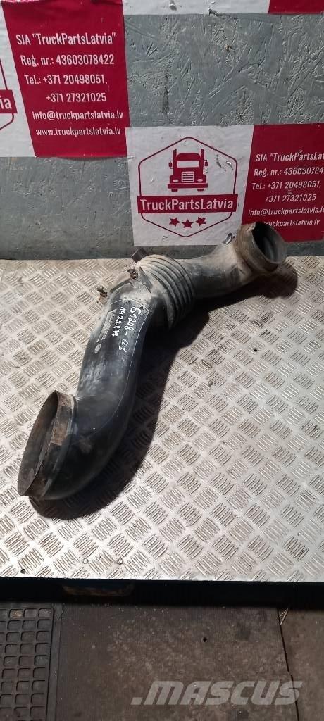 Scania 94 D.    1422877 Cabinas