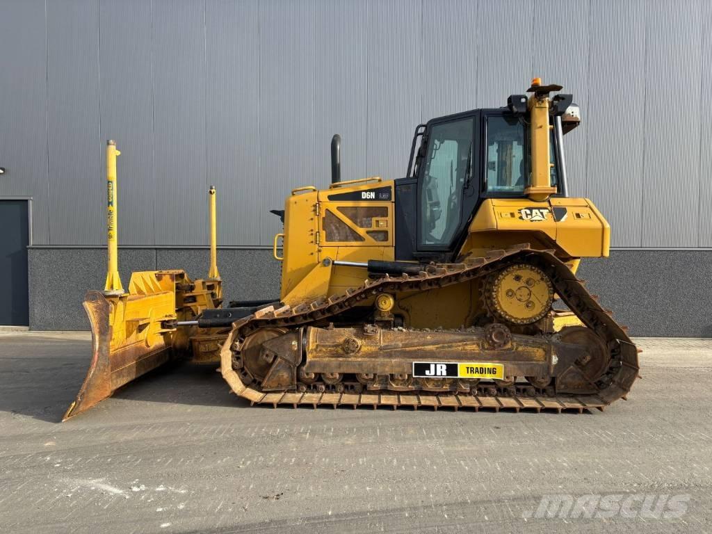 CAT D 6 N LGP Buldozer sobre oruga