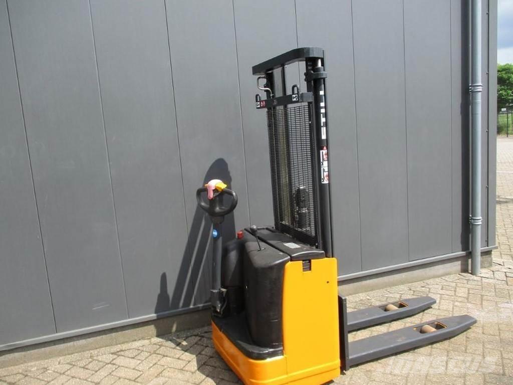 Still EGV 12-OM Montacargas manual