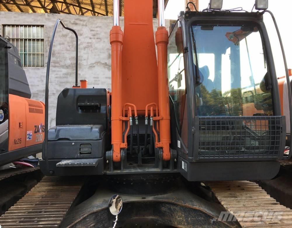 Hitachi ZX 210 Excavadoras sobre orugas