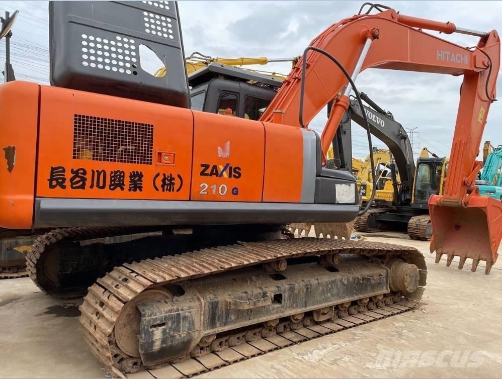 Hitachi ZX 210 Excavadoras sobre orugas