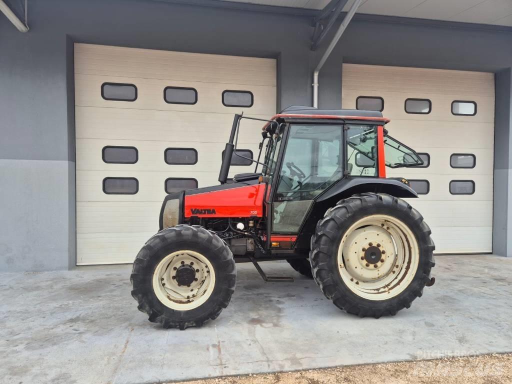 Valtra 700 Tractores