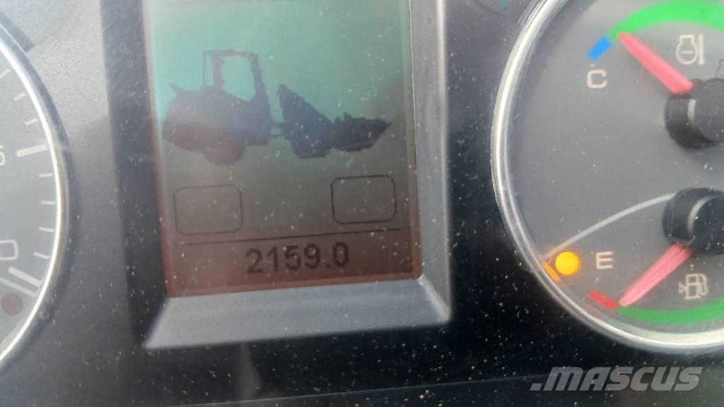 Hitachi ZW 75 Cargadoras sobre ruedas