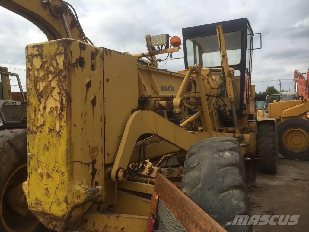 Komatsu GD 623 A Niveladoras