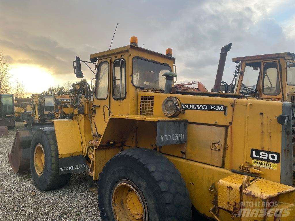 Volvo L90 Cargadoras sobre ruedas