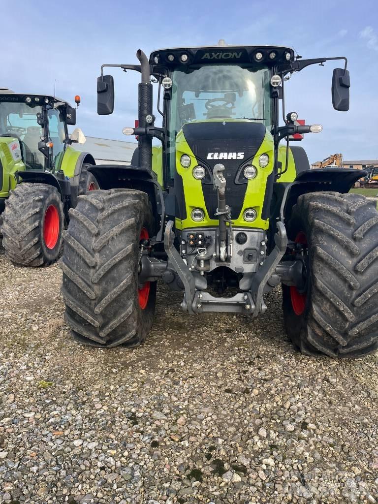 CLAAS AXION 870 Tractores