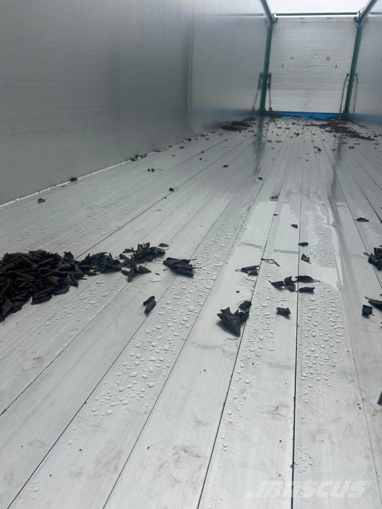 Knapen K 100 Semirremolques de volteo para virutas de madera