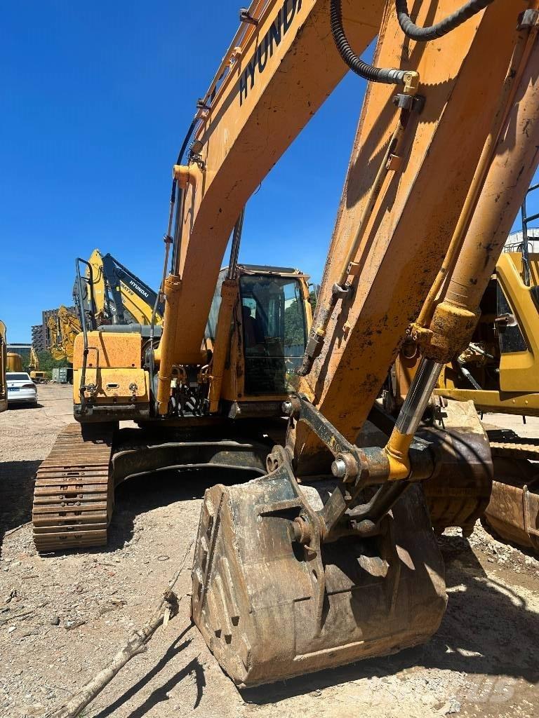 Hyundai 220LC-9S Excavadoras sobre orugas