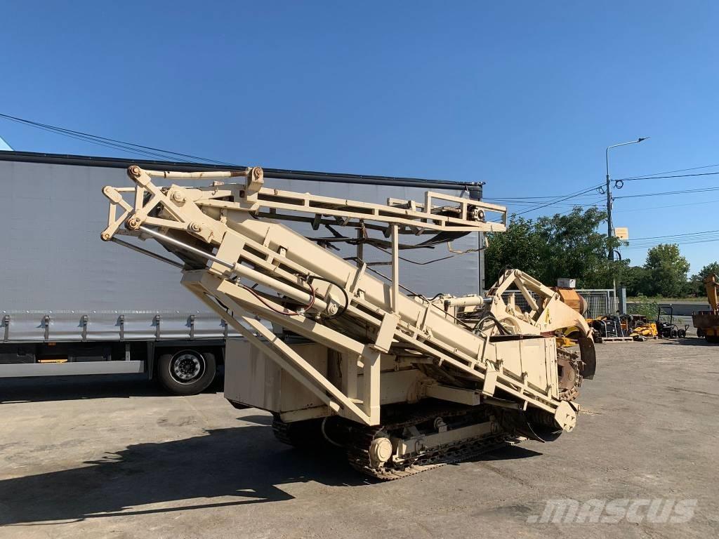 Mastenbroek 1012 Zanjadoras