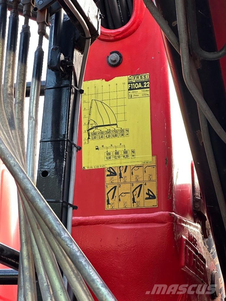 DAF CF 75.310 Camiones grúa