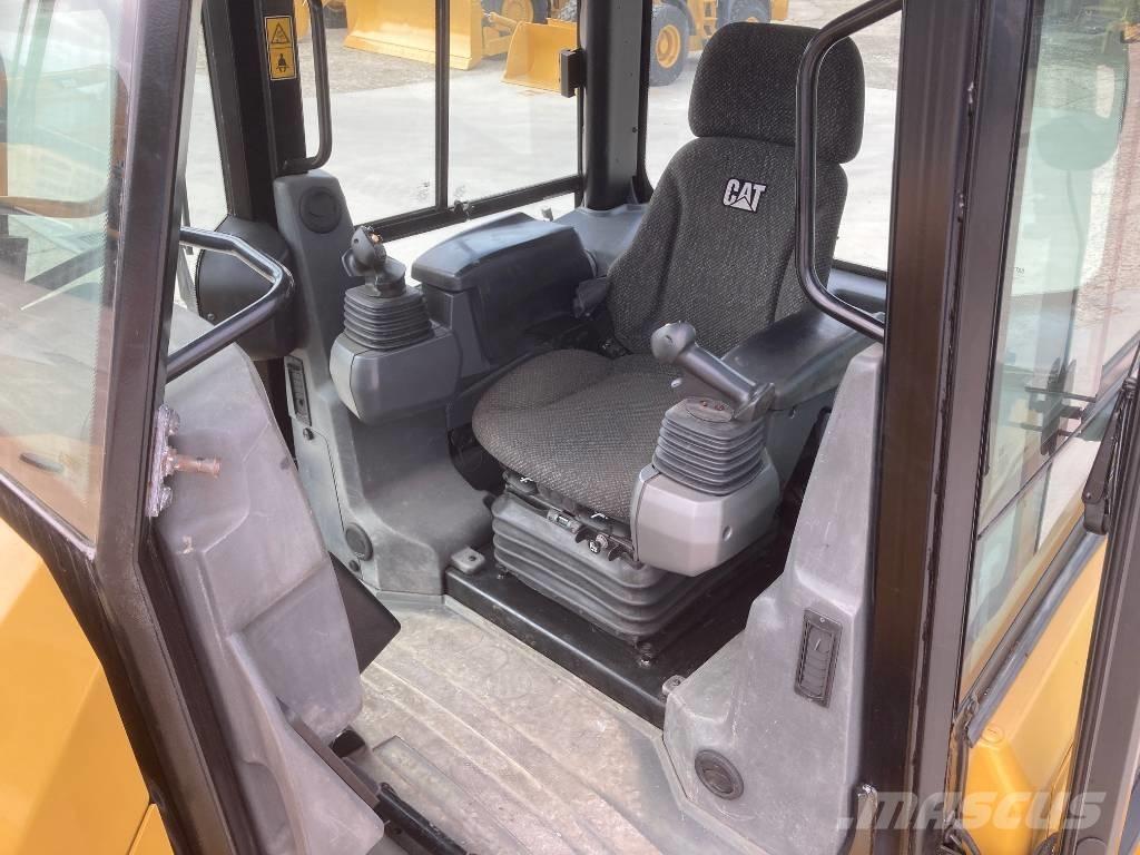 CAT D 6 K 2 LGP Buldozer sobre oruga