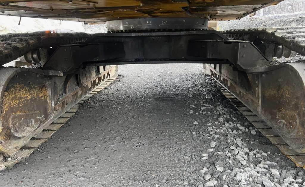 CAT 390 F Excavadoras sobre orugas